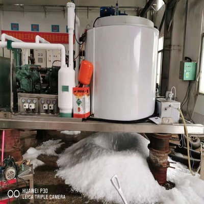 蒸気化冷却の15tons/Day氷の薄片メーカー機械PLC制御